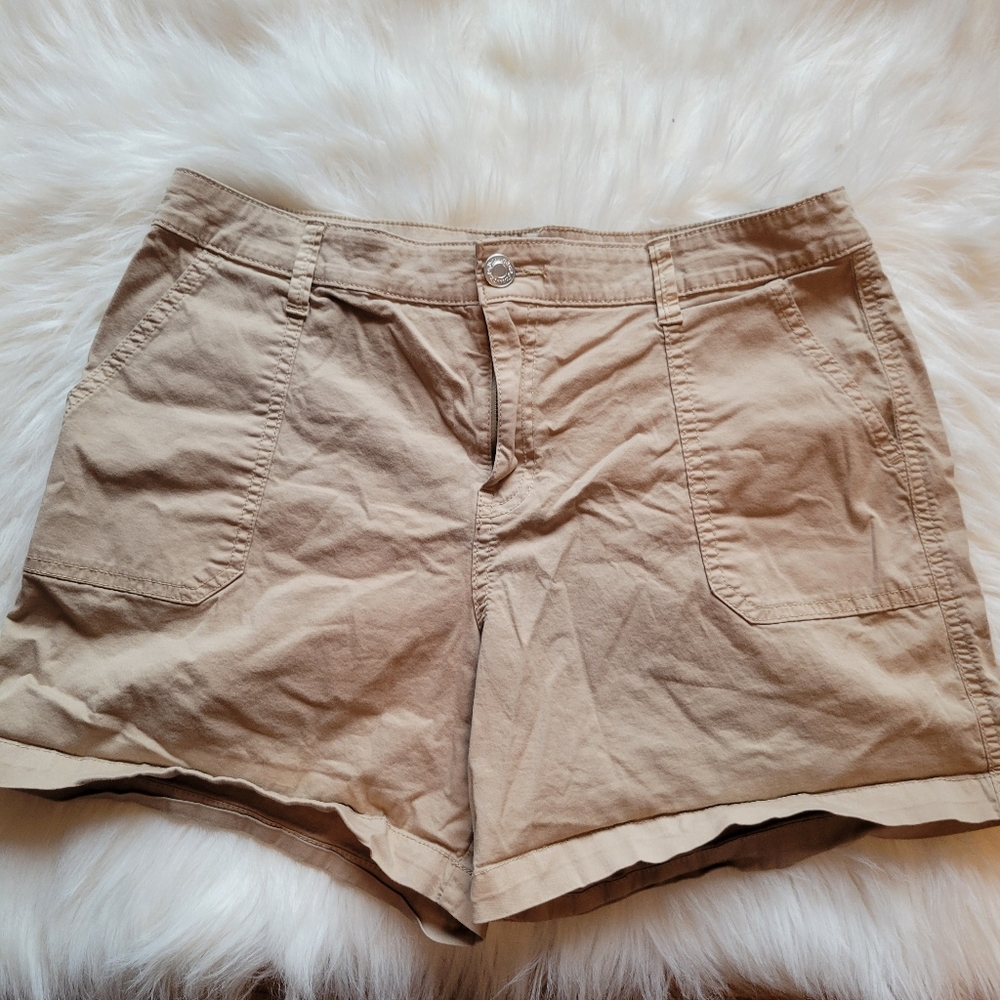 St. John's Bay Tan Khaki Shorts Size 12